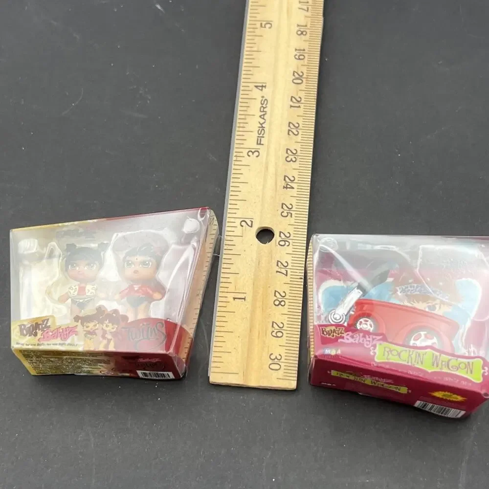Mini Bratz Mini Dolls Babyz Twins & Rocking Wagon